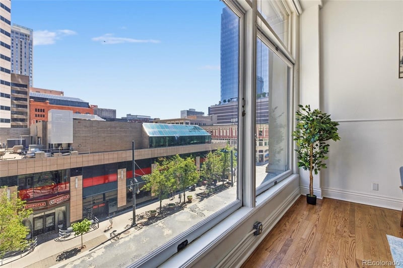1617 California St #3B, Denver, CO 80202