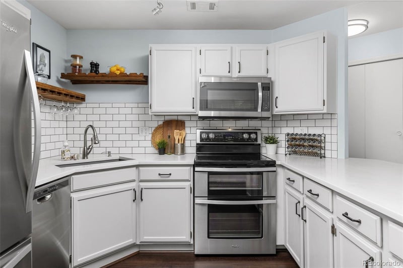 8653 E Dry Creek Rd #1124, Englewood, CO 80112