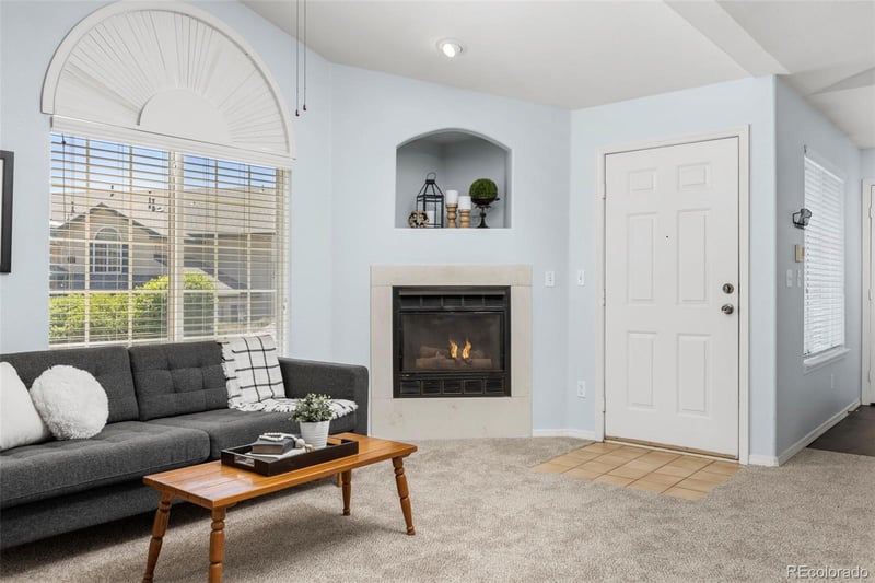 8653 E Dry Creek Rd #1124, Englewood, CO 80112