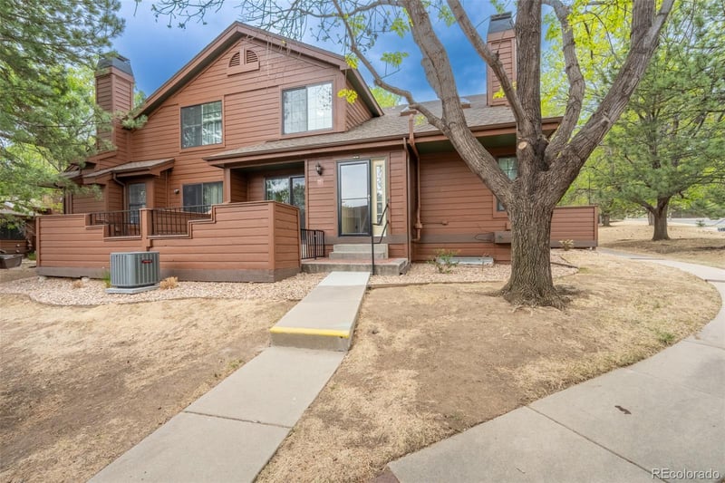 8055 Holland Ct #B, Arvada, CO 80005