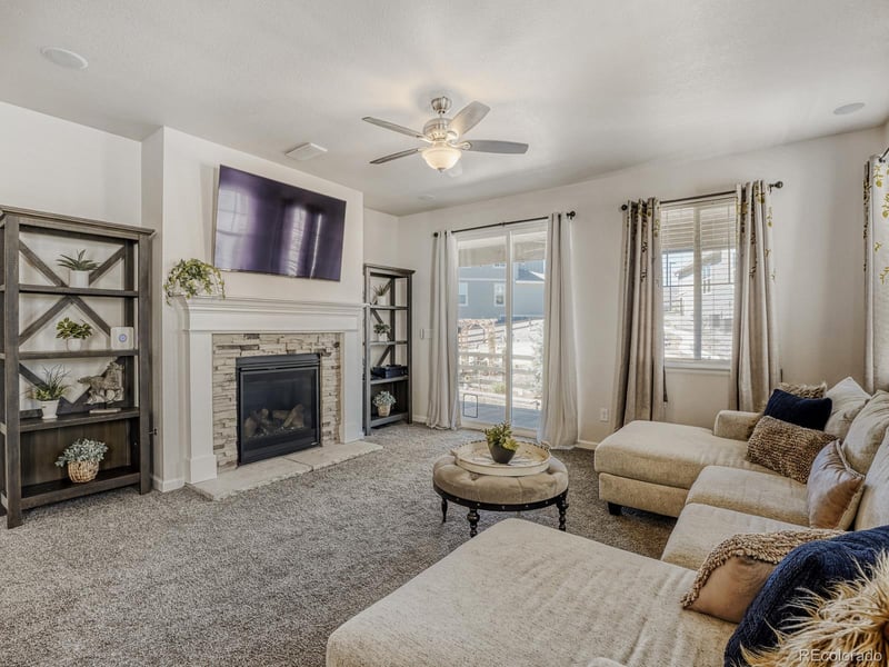 22692 Narrowleaf Cir, Aurora, CO 80016