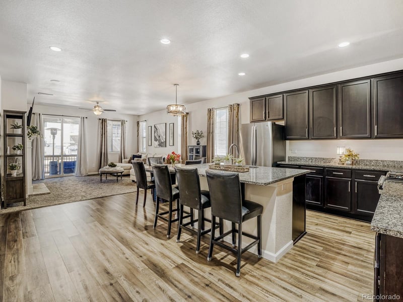 22692 Narrowleaf Cir, Aurora, CO 80016