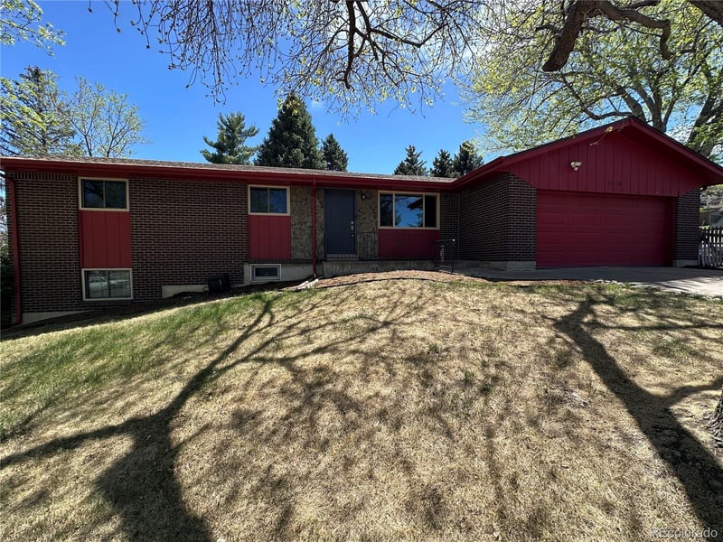 12720 6th Pl, Lakewood, CO 80401