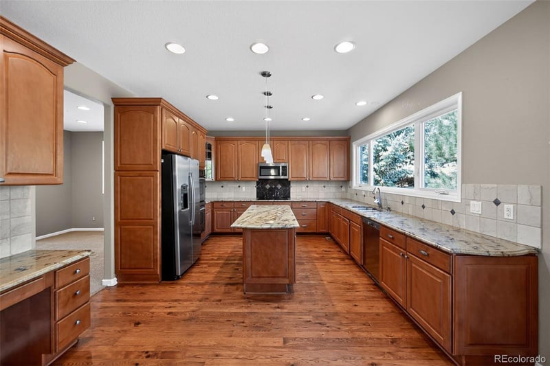 6873 Esperanza Dr, Castle Pines, CO 80108