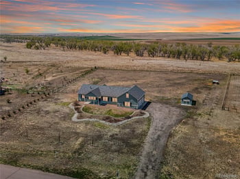 176 W 8th Ave, Byers, CO 80103