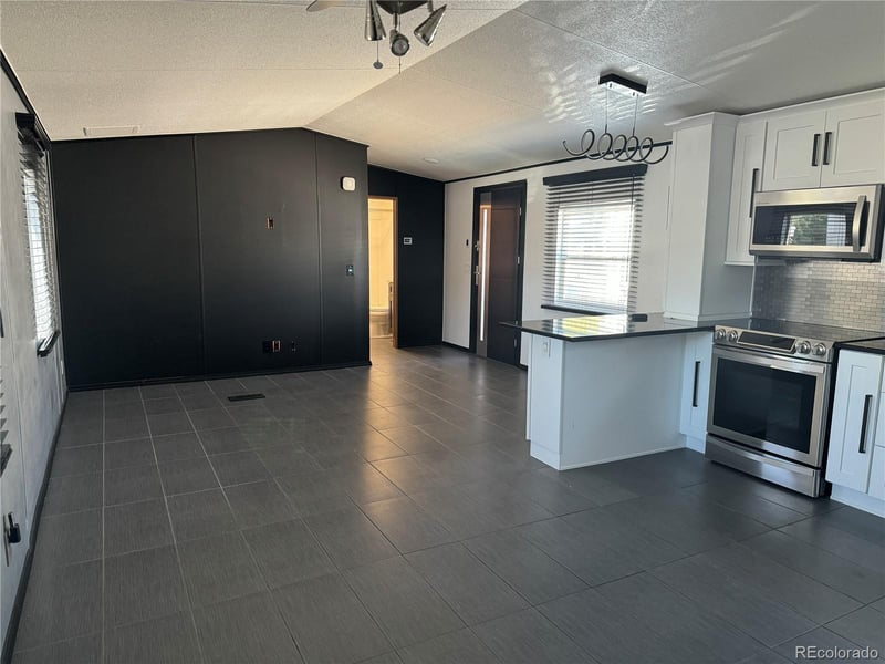 14470 13th Ave, Aurora, CO 80011
