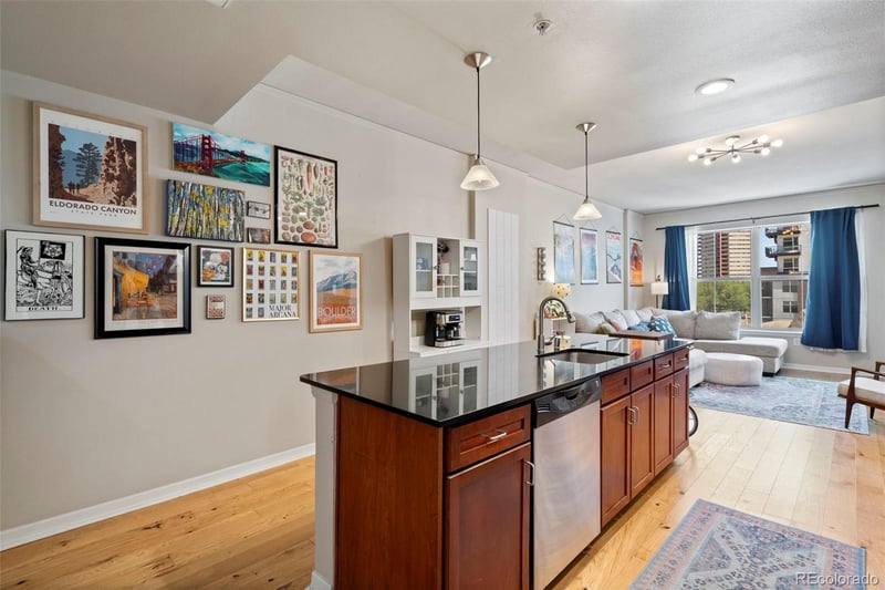 1975 Grant St #401, Denver, CO 80203