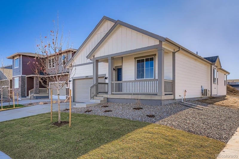 54910 28th Pl, Strasburg, CO 80136