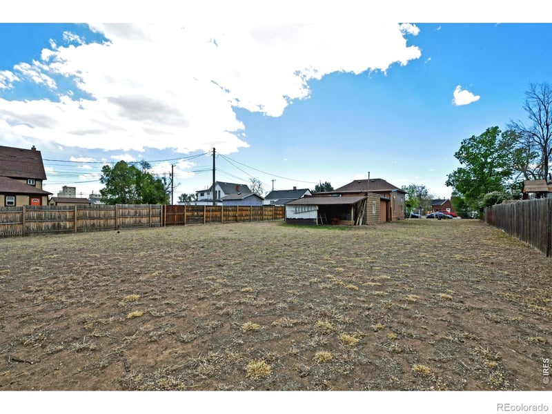 913 4th St, Greeley, CO 80631