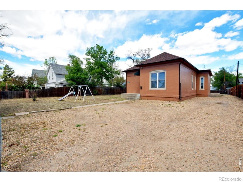 913 4th St, Greeley, CO 80631