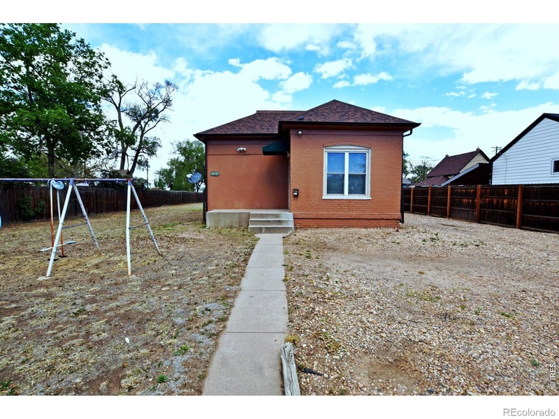 913 4th St, Greeley, CO 80631