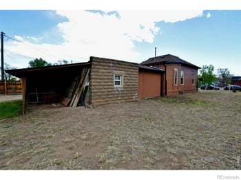 913 4th St, Greeley, CO 80631