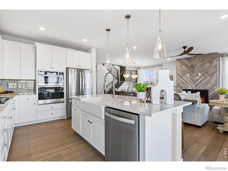 202 Sugar Beet Ln, Berthoud, CO 80513