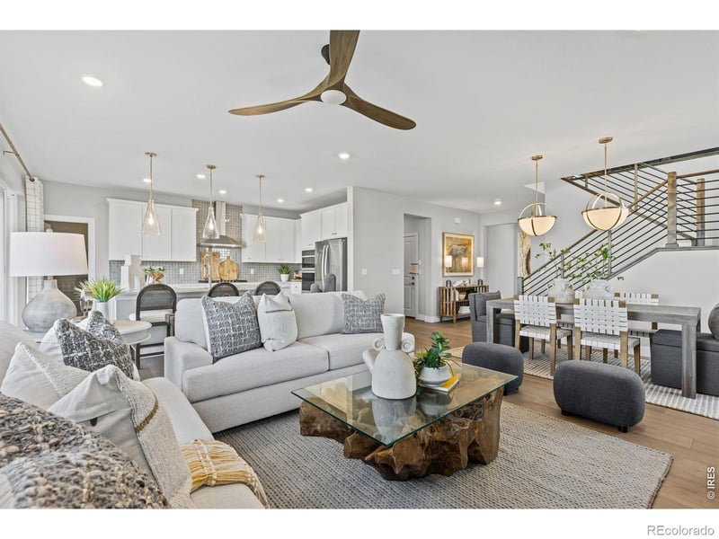 202 Sugar Beet Ln, Berthoud, CO 80513