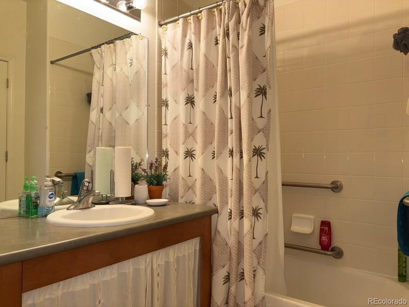 23455 5th Pl #102, Aurora, CO 80018