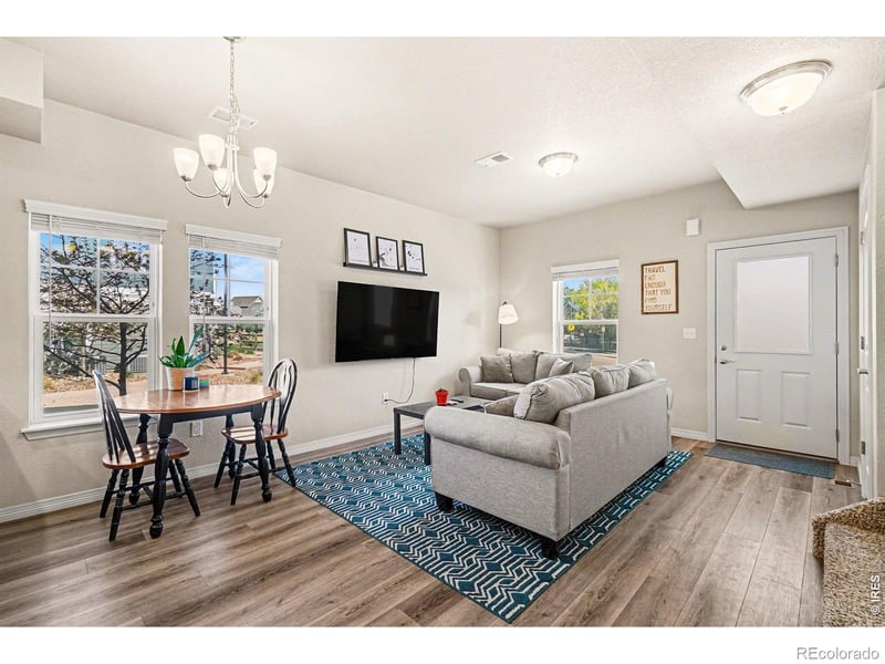 107 8th St, Berthoud, CO 80513