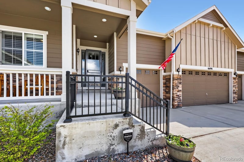 6698 Palmetto Ct, Castle Rock, CO 80108