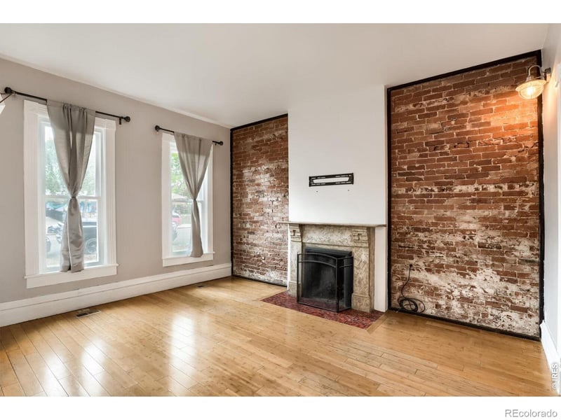 2929 Curtis St, Denver, CO 80205