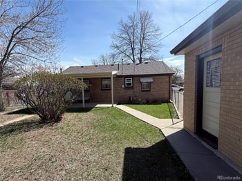 5555 Dudley Ct, Arvada, CO 80002