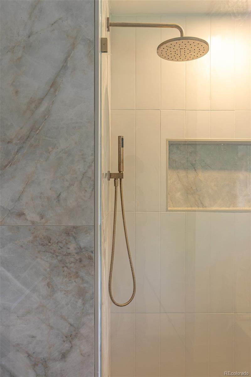 2490 Lewis St, Lakewood, CO 80215