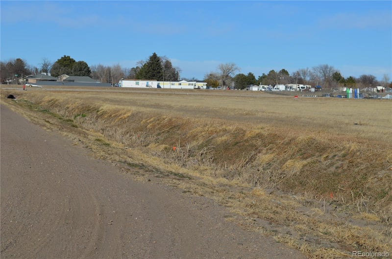 110 8th St, Burlington, CO 80807