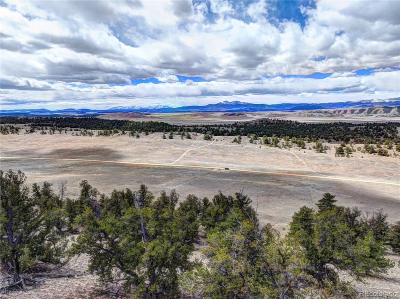 422 Santa Maria Dr, Como, CO 80432