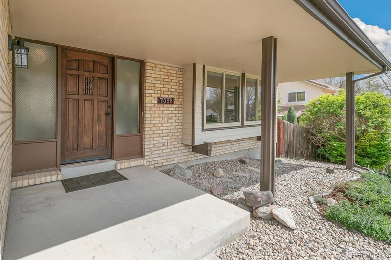 7588 S Quay Ct, Littleton, CO 80128