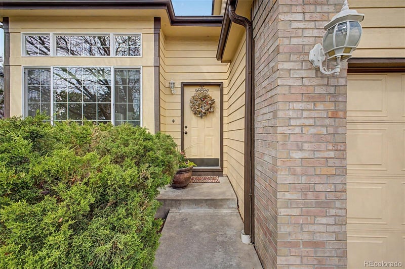 10015 Silver Maple Rd, Highlands Ranch, CO 80129