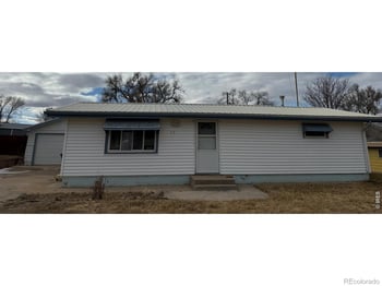119 Pine St, Log Lane Village, CO 80705