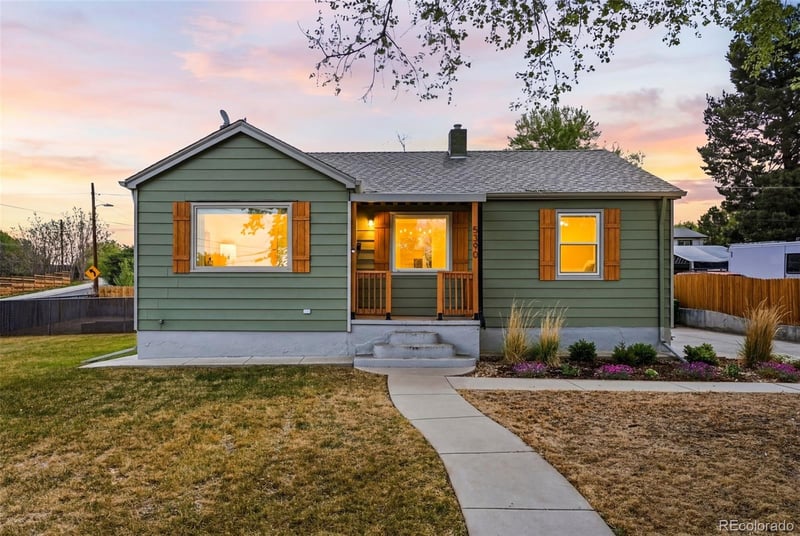 5390 Primrose Ln, Denver, CO 80221