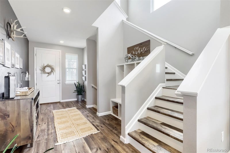 845 Waterloo Cir, Aurora, CO 80018