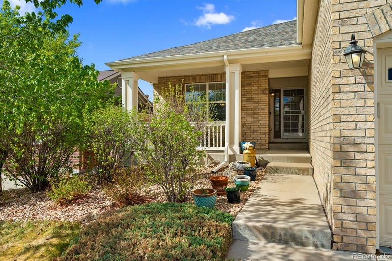 23641 Whitaker Dr, Aurora, CO 80016