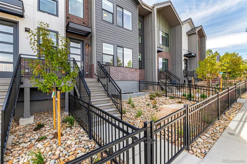 31 Ascent Trl, Englewood, CO 80112