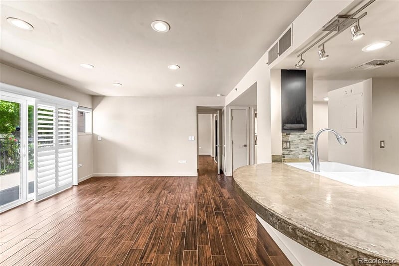350 Detroit St #103, Denver, CO 80206