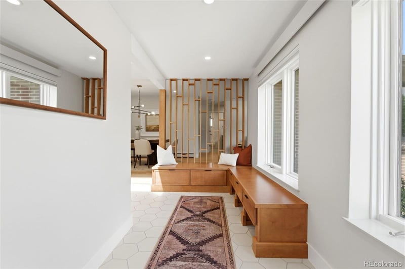 613 S Oneida Way, Denver, CO 80224