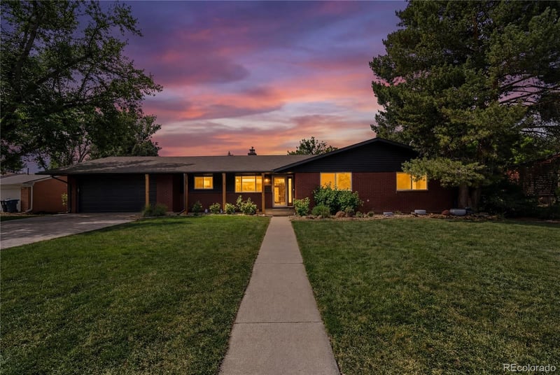 835 Hillside Ct, Longmont, CO 80501