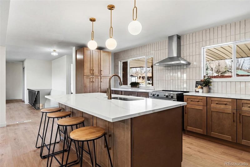 835 Hillside Ct, Longmont, CO 80501
