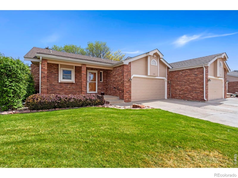 1205 Honeysuckle Ct, Windsor, CO 80550