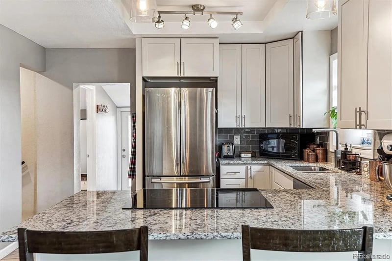 1194 Washington St, Denver, CO 80210