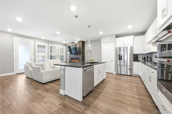 7010 Sagerock Rd, Castle Pines, CO 80108