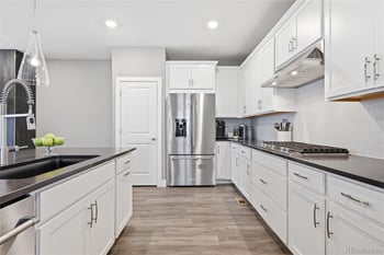 7010 Sagerock Rd, Castle Pines, CO 80108