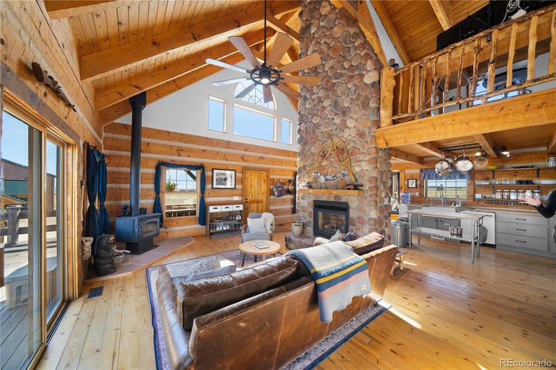 965 Newton Rd, Pueblo, CO 81005