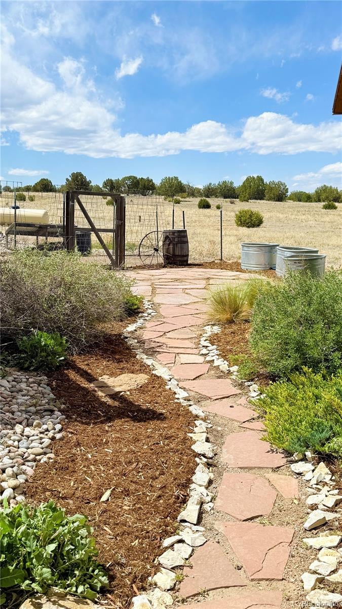 965 Newton Rd, Pueblo, CO 81005
