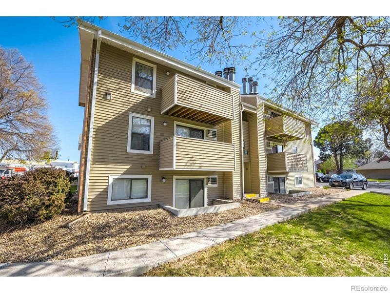 10150 Virginia Ave, Denver, CO 80247