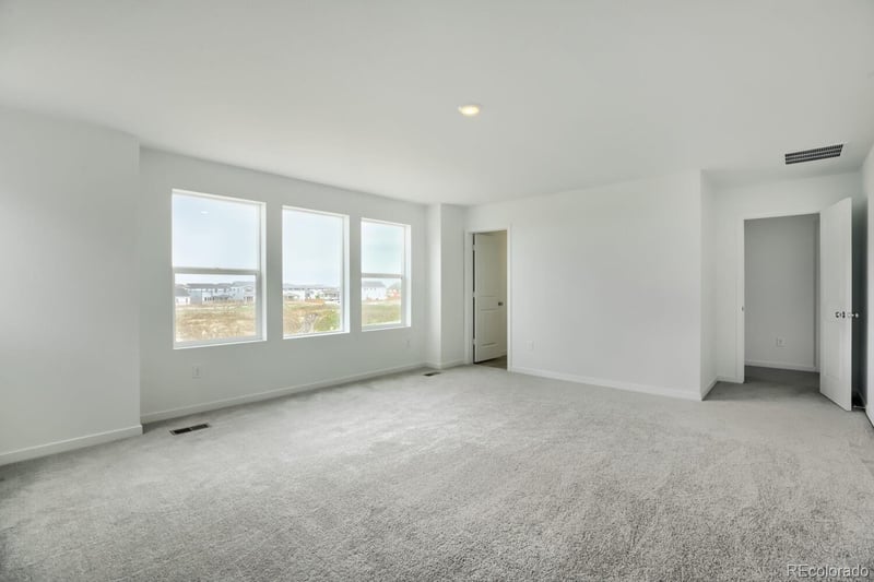 45947 Mill Ave, Bennett, CO 80102