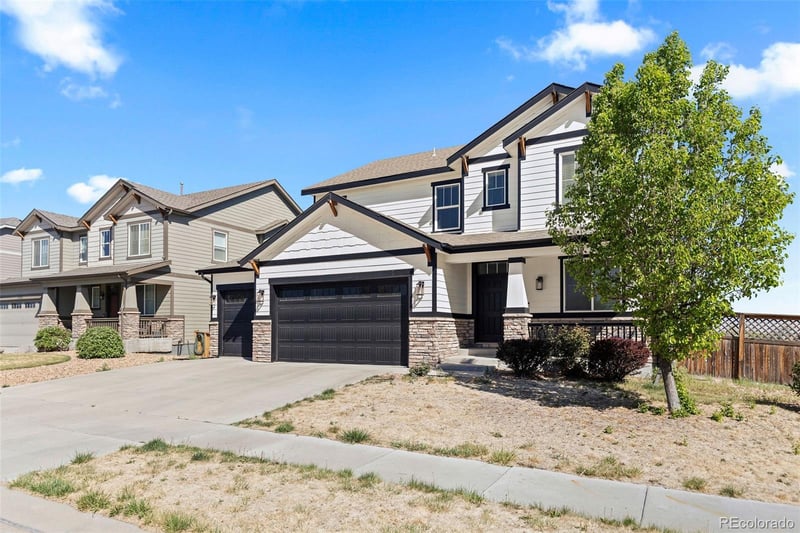 15511 Village Cir, Commerce City, CO 80603