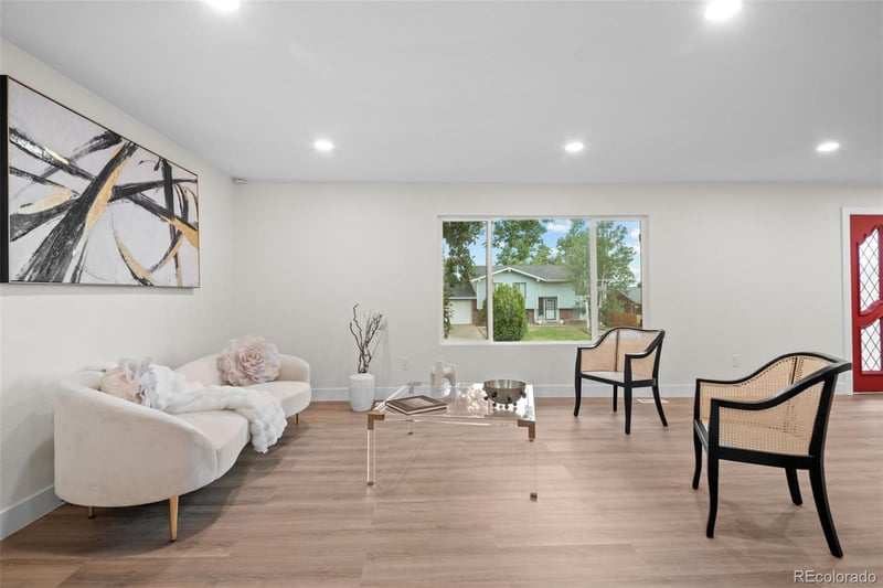 7345 Hinsdale Pl, Centennial, CO 80112