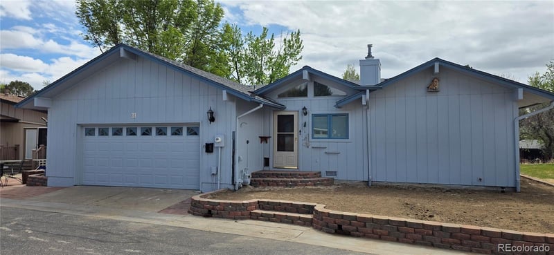 61 Scott Dr, Broomfield, CO 80020