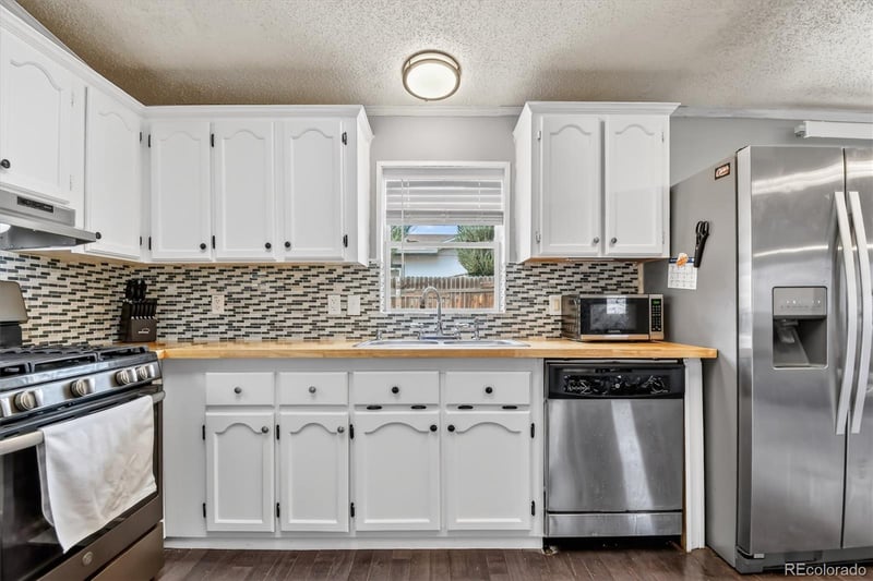 213 Versailles St, Lochbuie, CO 80603