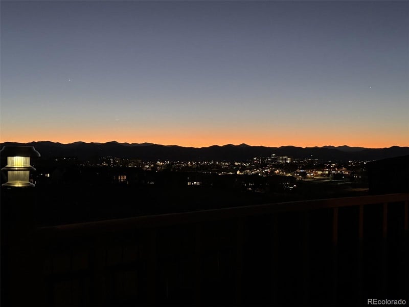 556 Longfellow Ln, Highlands Ranch, CO 80126